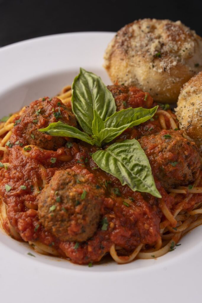 Spaghetti & Meatballs